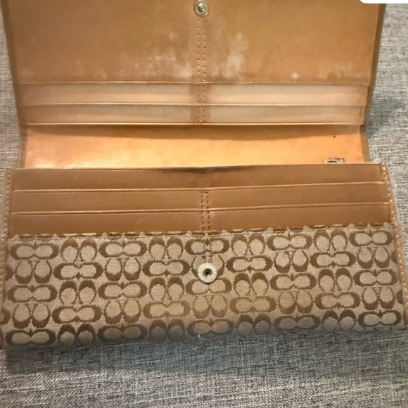 WALLET BUNDLE! LV/COACH - Picture 16 of 16